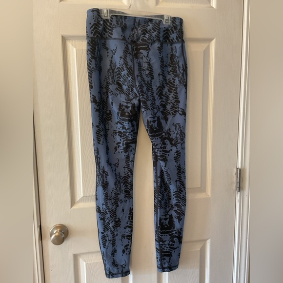 Athletic Womens Medium 10 Periwinkle/Black Leggings - Picture 2 of 11